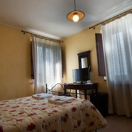 Il Posto Delle More Poggio Aquilone